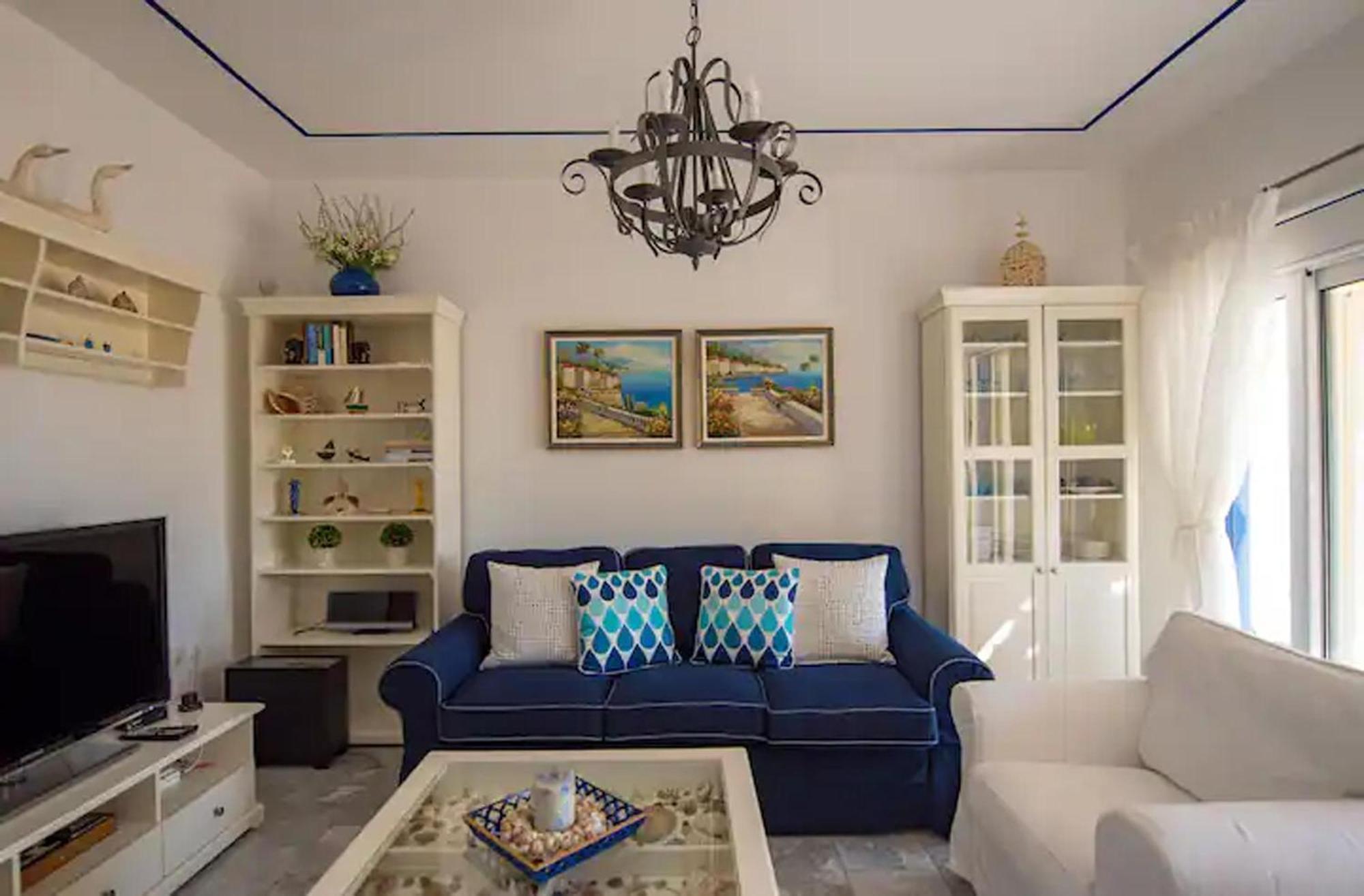 Le Petit Refuge 2 Floor Maisonette With Seaview